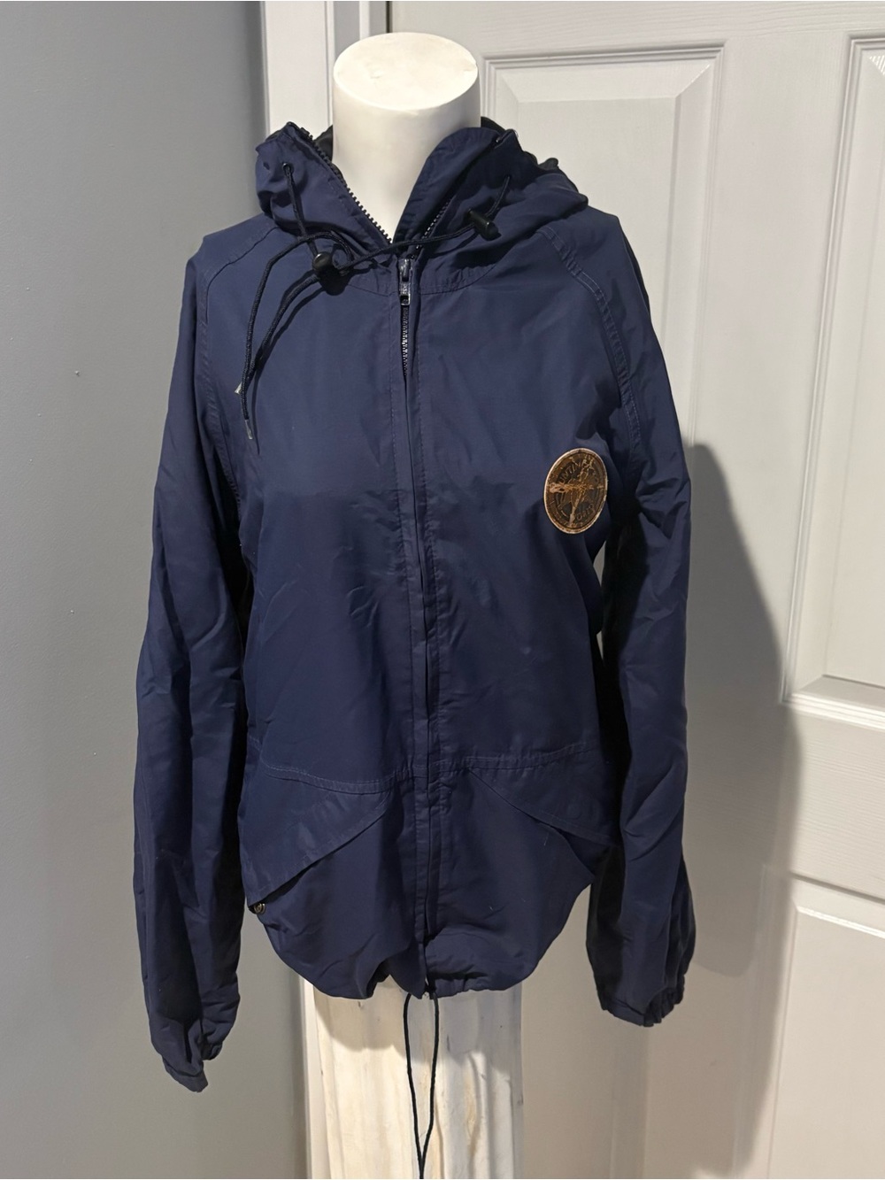 Mens HUNTING WORLD Navy Hooded Windbreaker Jacket - 34-36 Chest